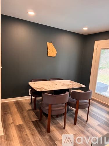 Atlanta House: 2394 Bouldercliff Way Southeast