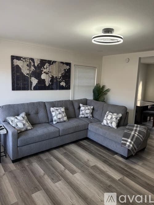 Atlanta House: 2394 Bouldercliff Way Southeast