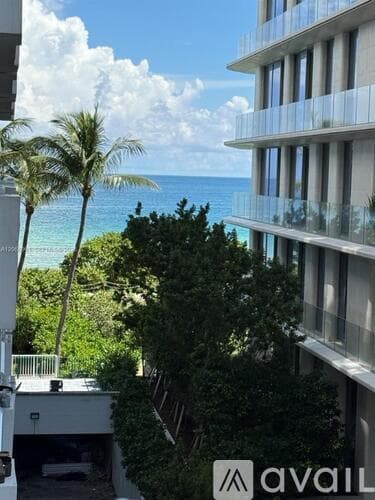 Surfside Apartment: 9195 Collins Ave
