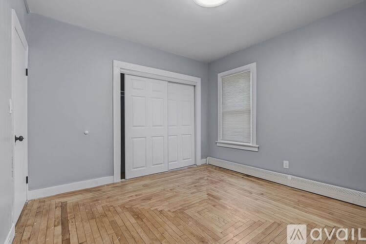 Attleboro Apartment: 39 Hope St