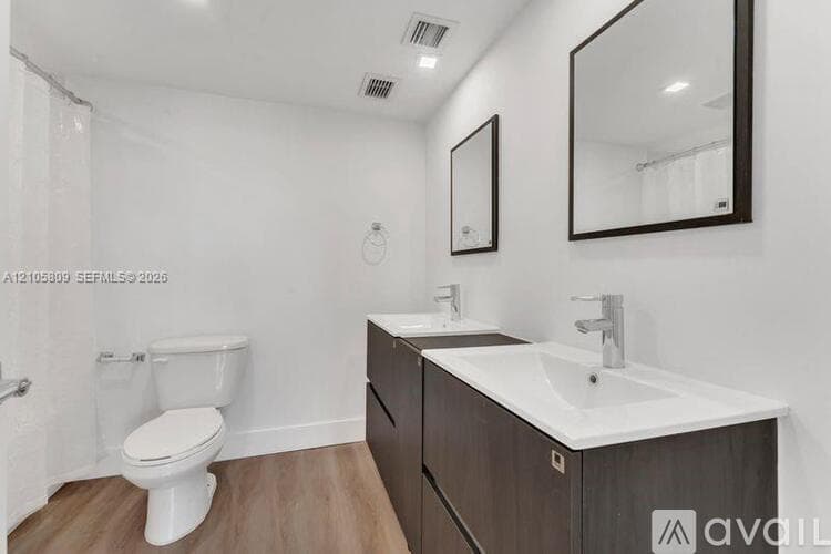 Bay Harbor Islands Apartment: 9500 W Bay Harbor Dr