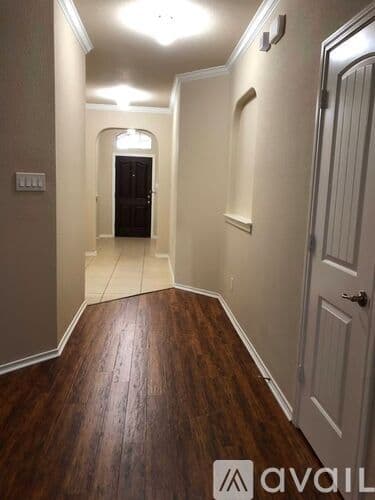 Arlington House: 1507 Deer Crossing Dr