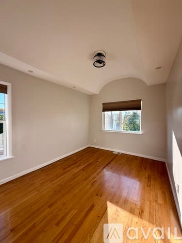Lisle House: 4331 Yender Ave