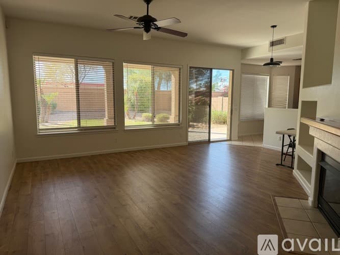 Scottsdale House: 18424 North 48th Place