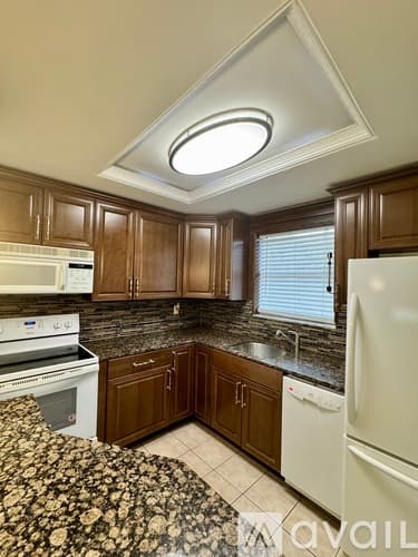 Palm Springs Condo: 719 Lori Drive