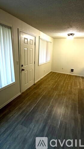 Vancouver Apartment: 1107 Northeast 142nd Avenue