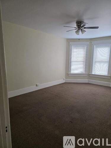 Holyoke Apartment: 649 South Summer Street