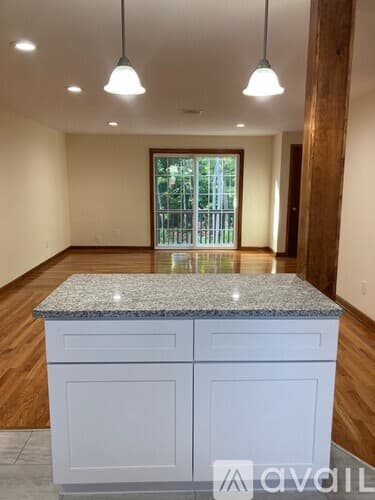 Northford Condo: 30 Mansfield Dr