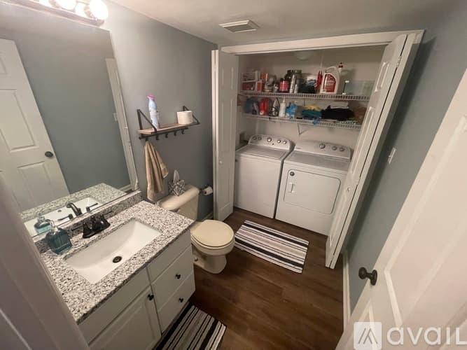 Lexington Townhome: 3175 Kirklevington Dr