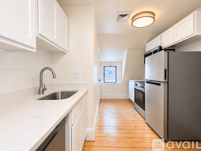 Providence Apartment: 109 Bowen St
