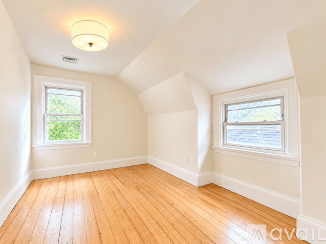 Providence Apartment: 109 Bowen St
