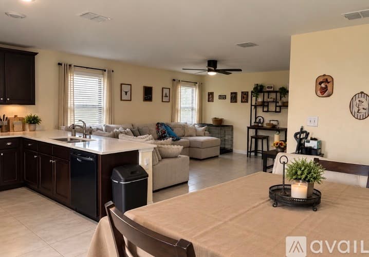 Fort Worth House: 2613 Eden Creek Drive