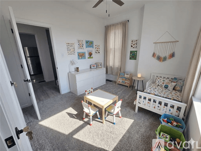 Pittsburgh House: 2323 Patterson Ave