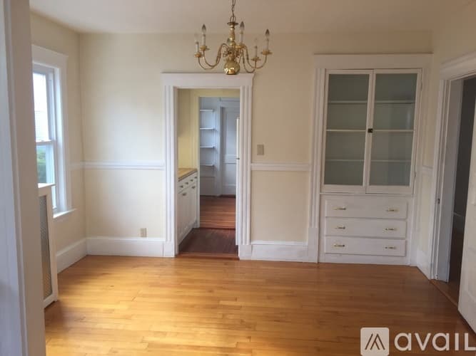 Watertown Apartment: 42 Dartmouth St