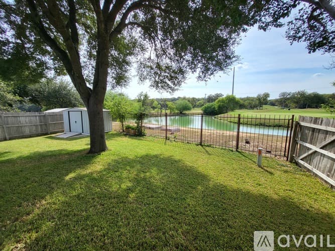 Selma House: 15011 Cog Hill