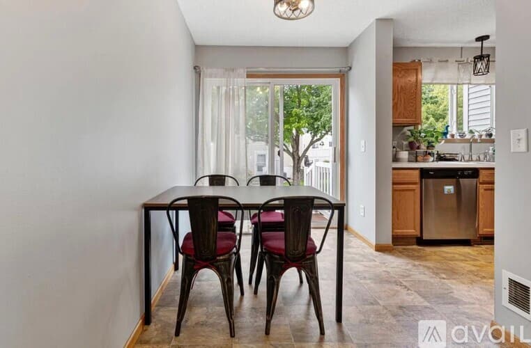 Apple Valley Townhome: 15549 Flyboat Lane
