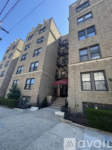Jersey City Apartment: 2700 John F Kennedy Boulevard