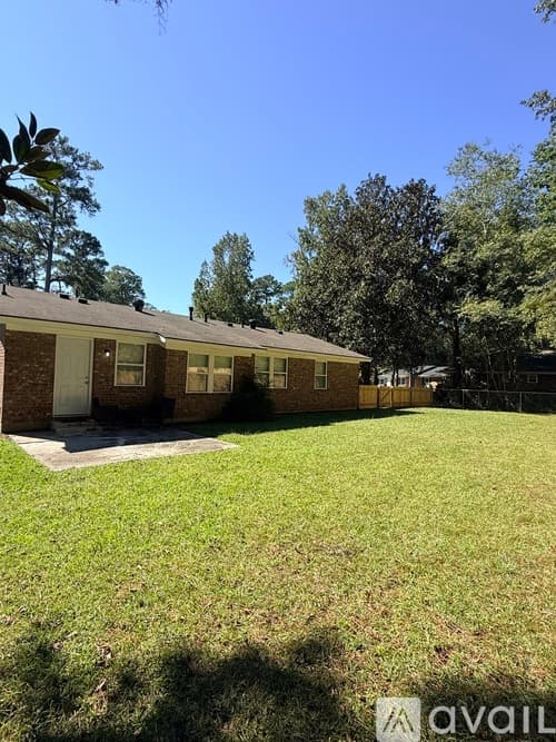 Hinesville House: 504 Heritage Dr
