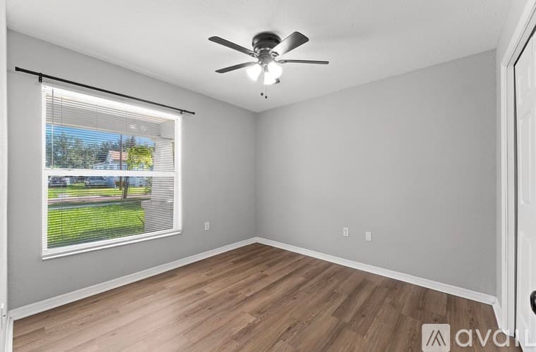Lakeland House: 1148 Ruby St