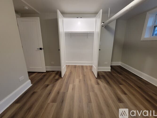 Chicago Apartment: 6414 6432 N Richmond St