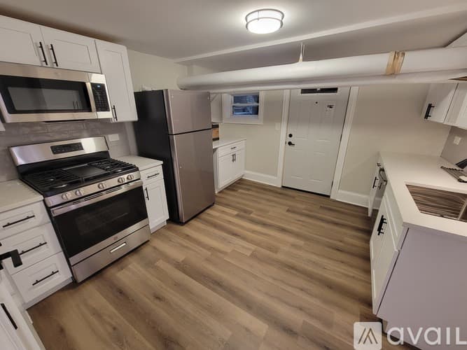 Chicago Apartment: 6414 6432 N Richmond St