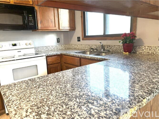 Eden Prairie House: 12333 Travois Rd