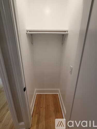 Chicago Apartment: 6414 6432 N Richmond St