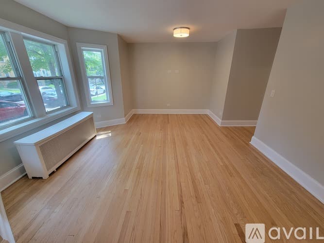 Chicago Apartment: 6414 6432 N Richmond St