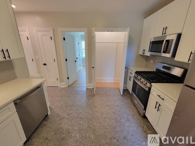 Chicago Apartment: 6414 6432 N Richmond St