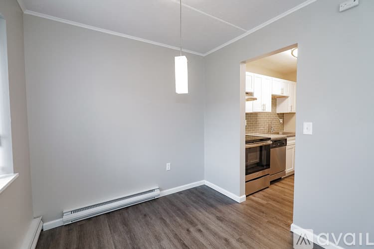 Pittsburgh Apartment: 3 Dorchester Dr