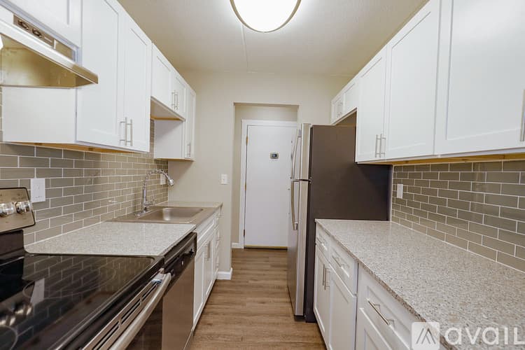 Pittsburgh Apartment: 5 Dorchester Dr