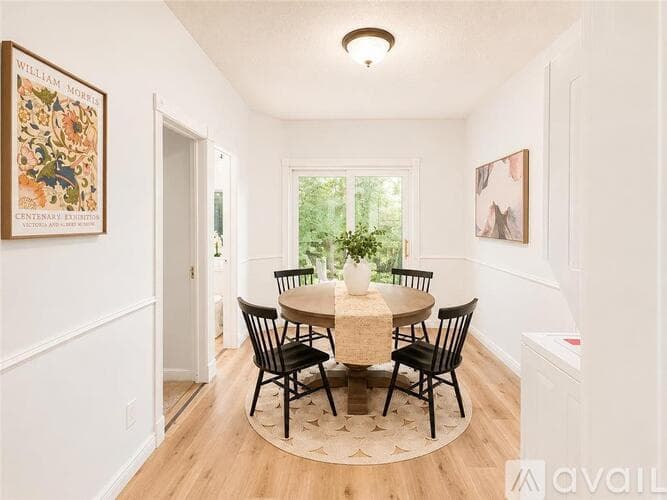 St. Cloud House: 314 Wilson Ave SE