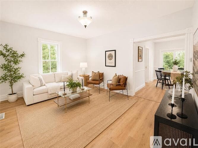 St. Cloud House: 314 Wilson Ave SE