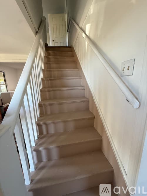 Montville Apartment: 91 Lathrop Rd