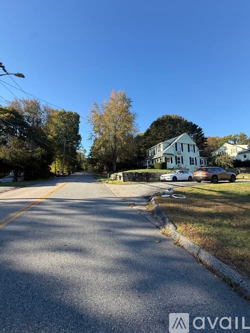 Montville Apartment: 91 Lathrop Rd