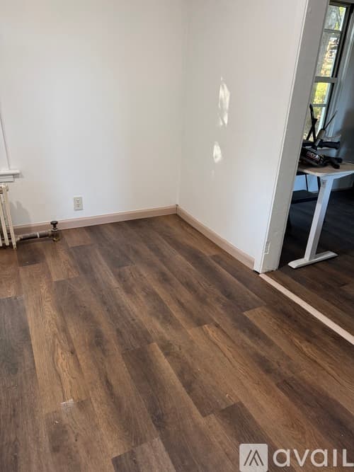 Montville Apartment: 91 Lathrop Rd