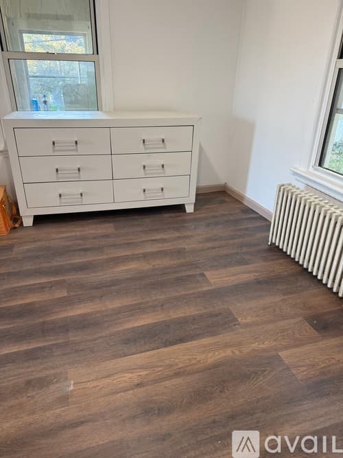 Montville Apartment: 91 Lathrop Rd
