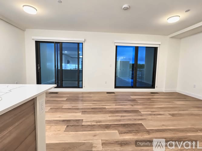Boston Apartment: 1079 Commonwealth Ave