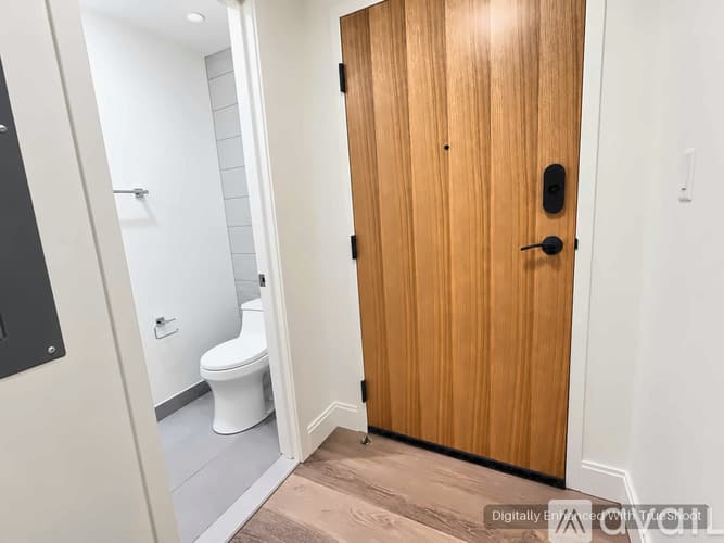 Boston Apartment: 1079 Commonwealth Ave