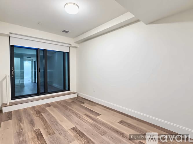 Boston Apartment: 1079 Commonwealth Ave