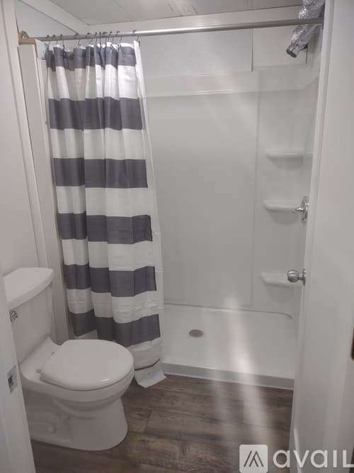 Clearwater Apartment: 6122 141st Avenue North