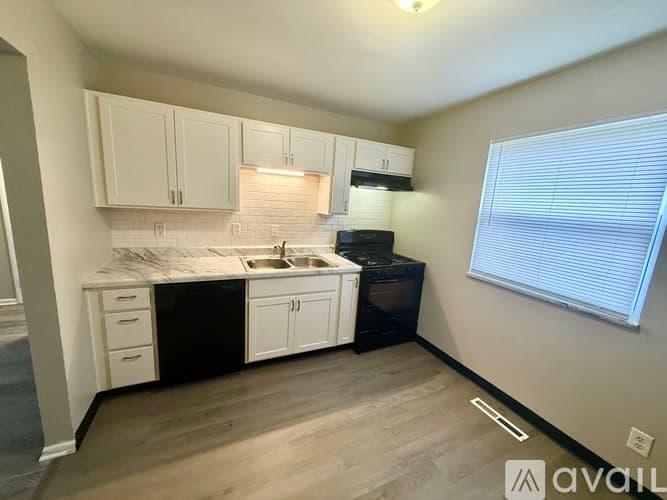 Columbus Apartment: 262 Broad Meadows Blvd