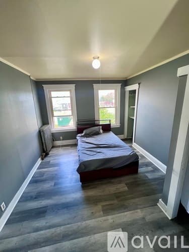 Pittsfield Apartment: 92 Dalton Avenue