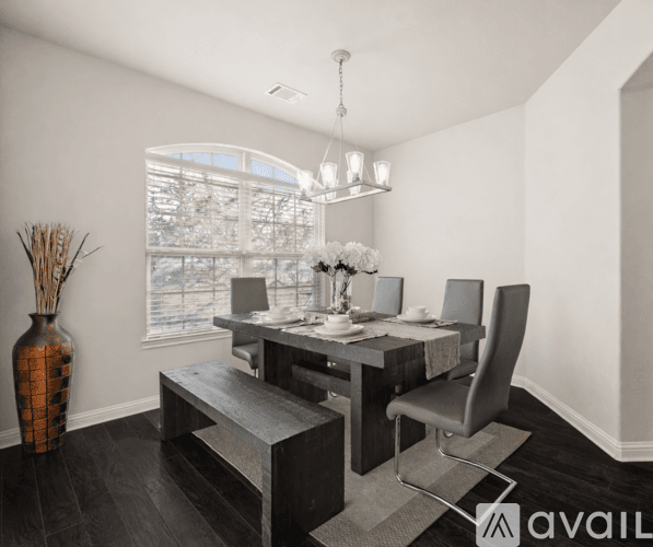 Lakeway House: 102 Waverly Spire Court