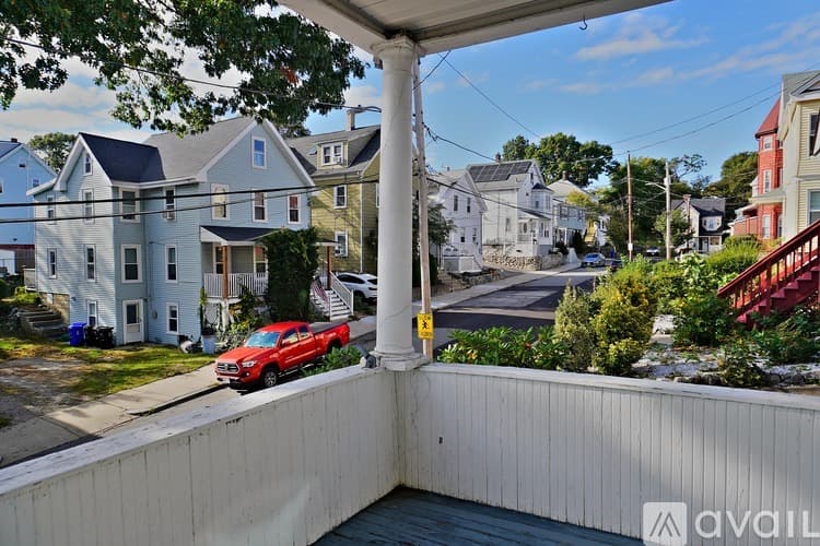 Malden Apartment: 9 11 Kenilworth Street