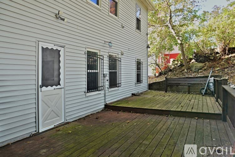 Malden Apartment: 9 11 Kenilworth Street