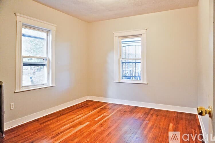 Malden Apartment: 9 11 Kenilworth Street