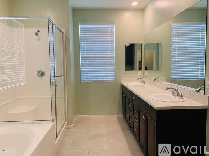 Santa Clarita House: 24203 Verdugo Circle