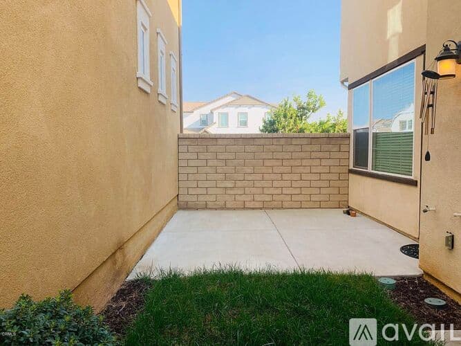 Santa Clarita House: 24203 Verdugo Circle