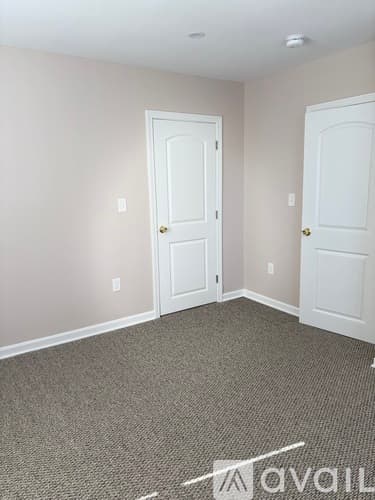 Waltham Apartment: 7 Pearl St